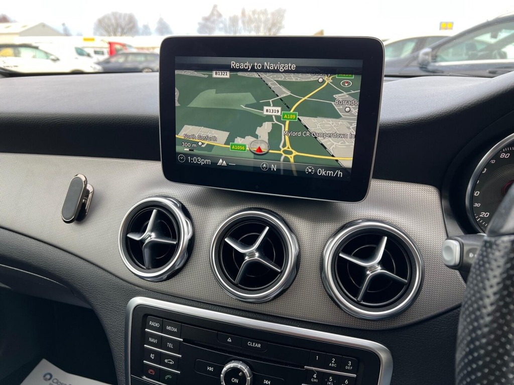 MERCEDES-BENZ GLA CLASS