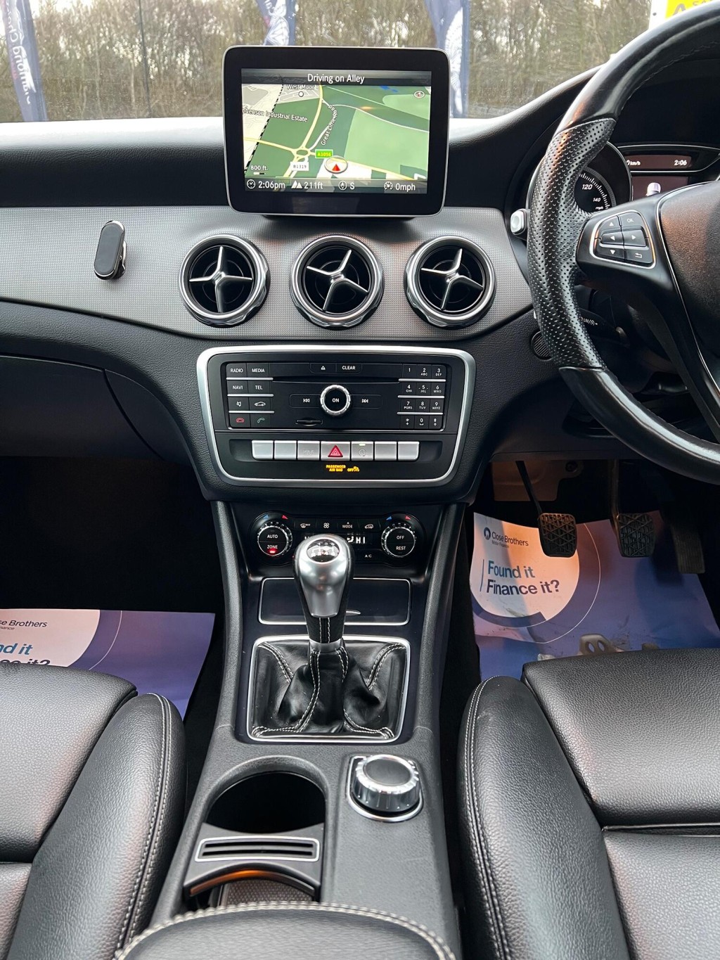 MERCEDES-BENZ GLA CLASS