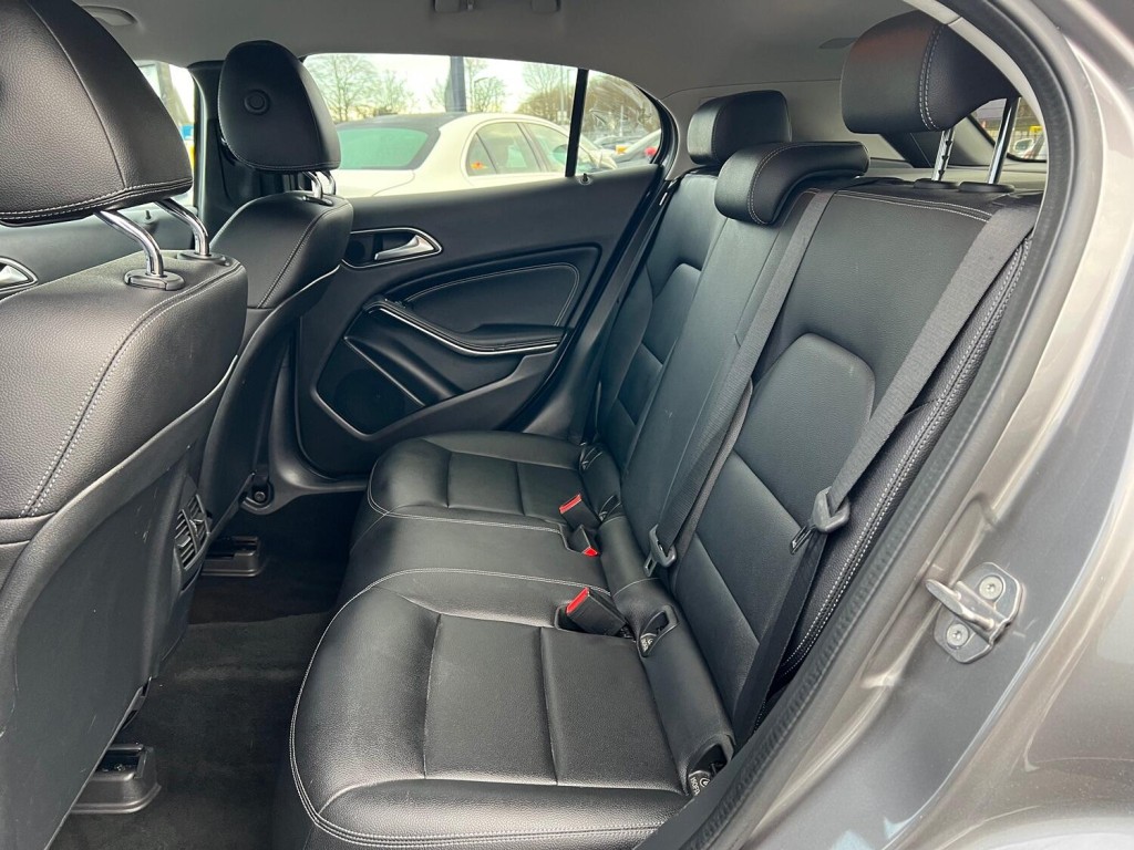 MERCEDES-BENZ GLA CLASS