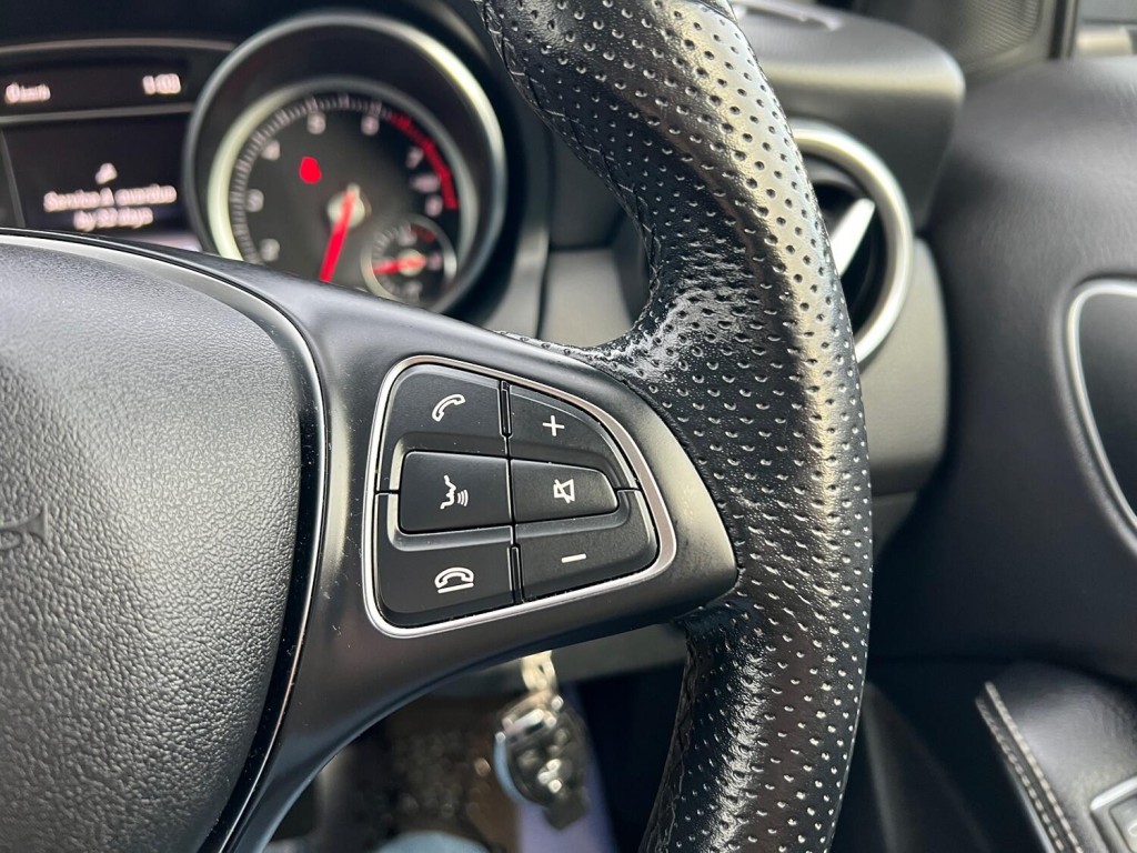 MERCEDES-BENZ GLA CLASS