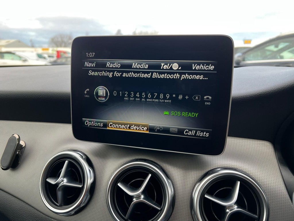 MERCEDES-BENZ GLA CLASS