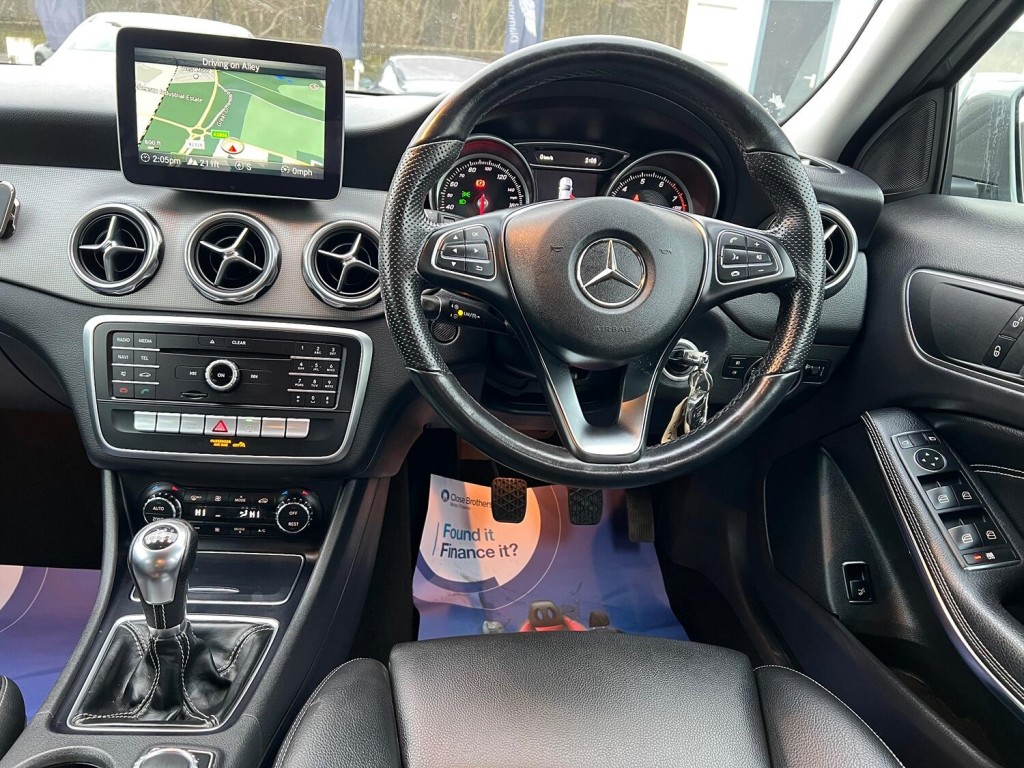 MERCEDES-BENZ GLA CLASS