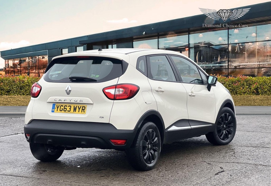 RENAULT CAPTUR