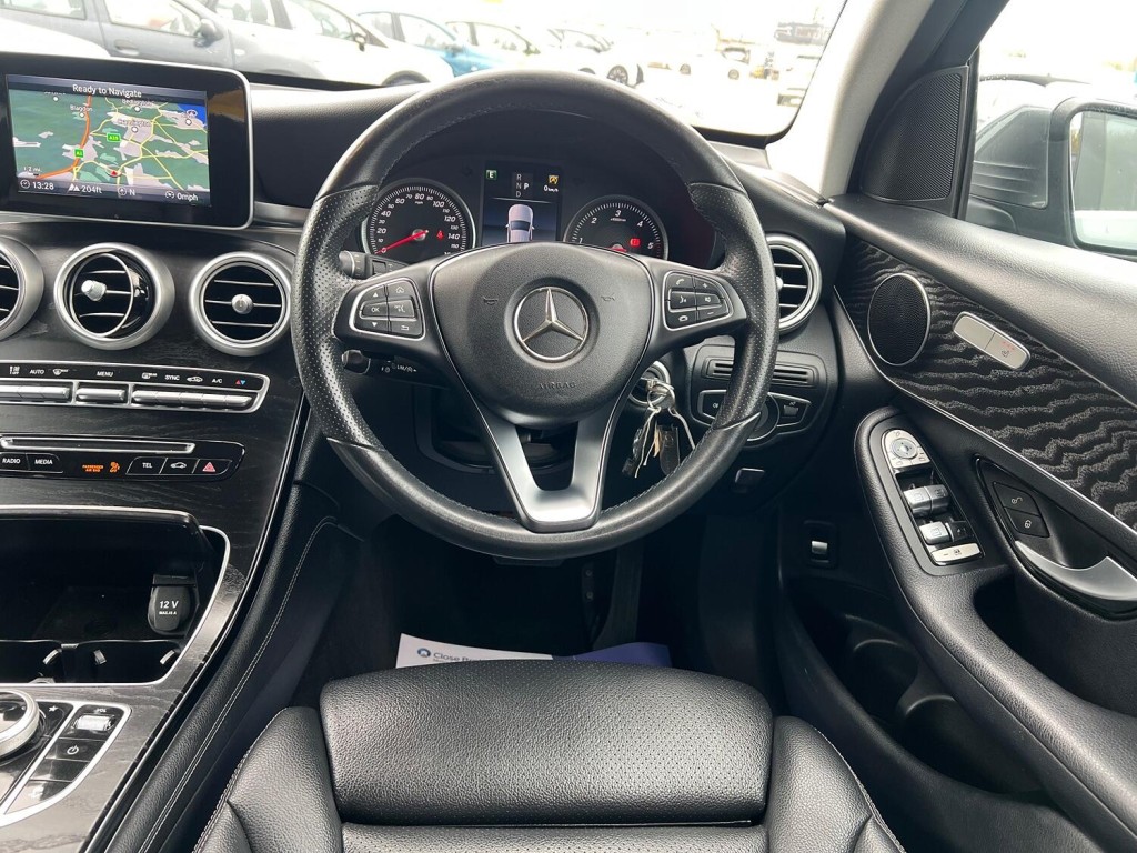 MERCEDES-BENZ GLC