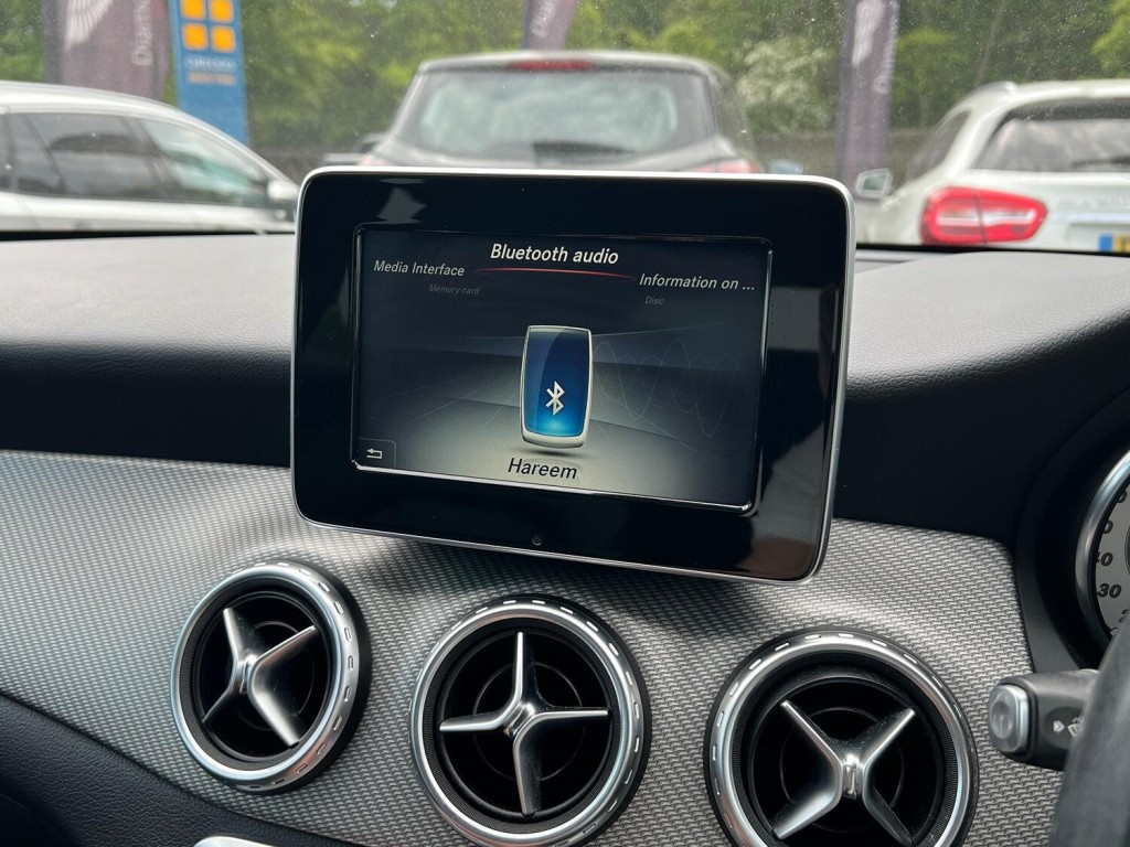 MERCEDES-BENZ GLA CLASS