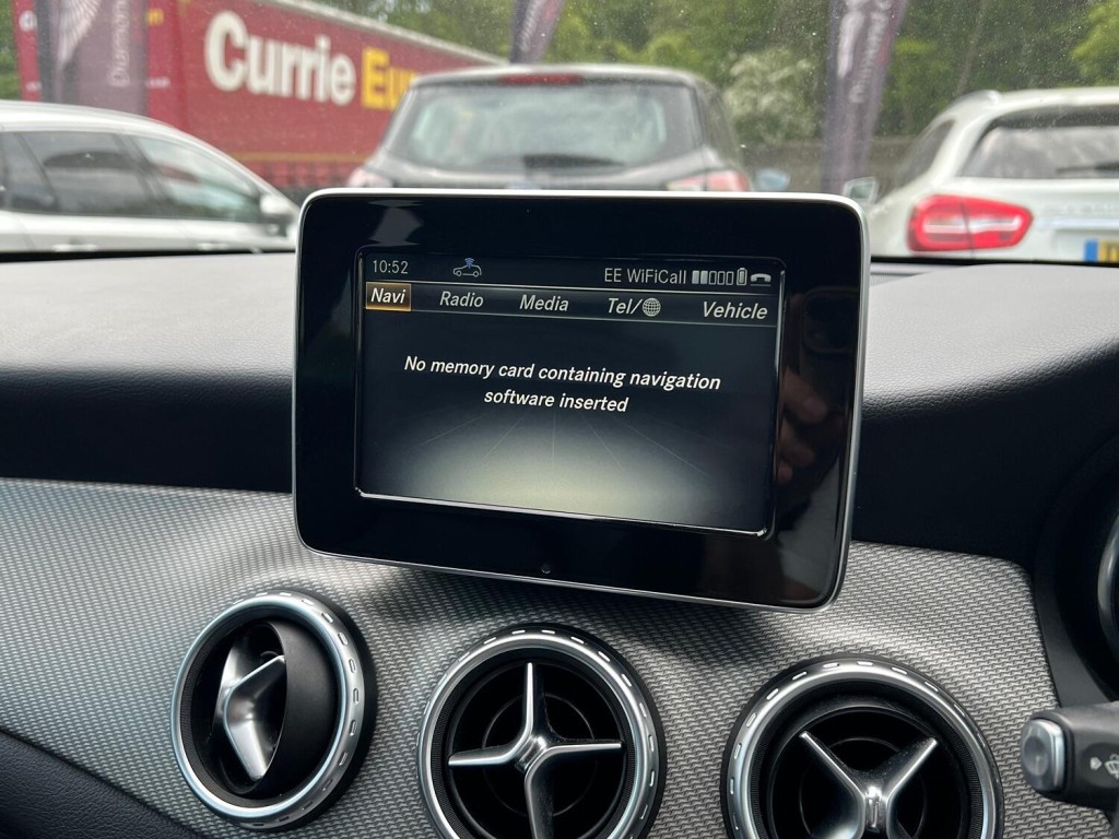 MERCEDES-BENZ GLA CLASS