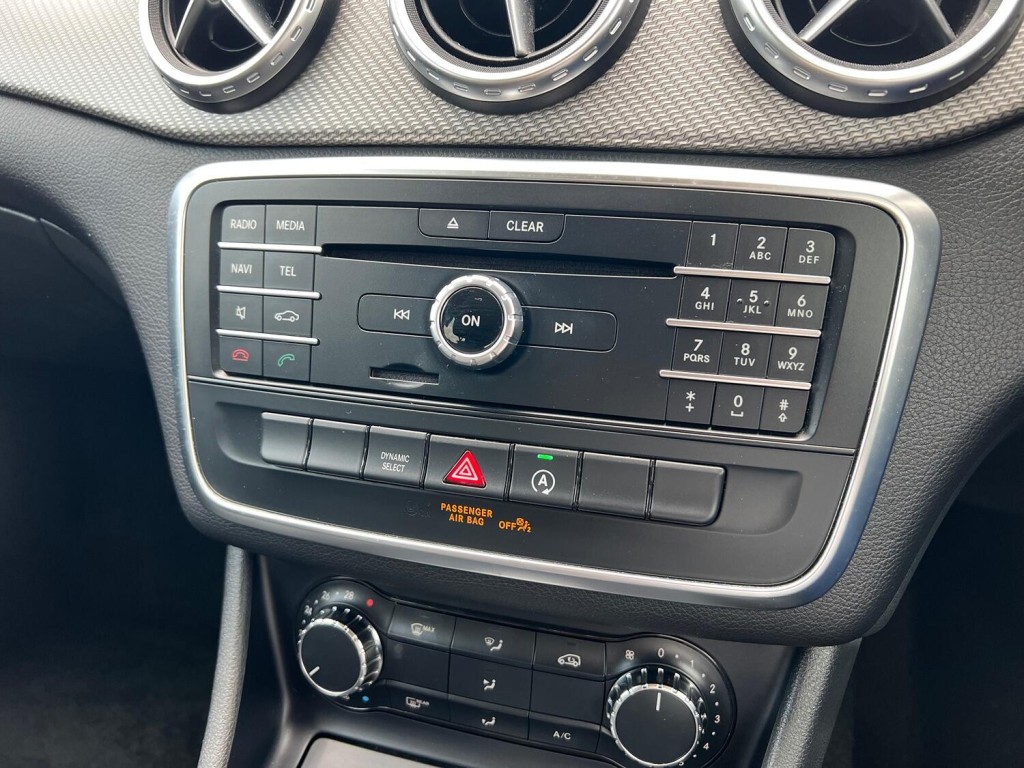 MERCEDES-BENZ GLA CLASS