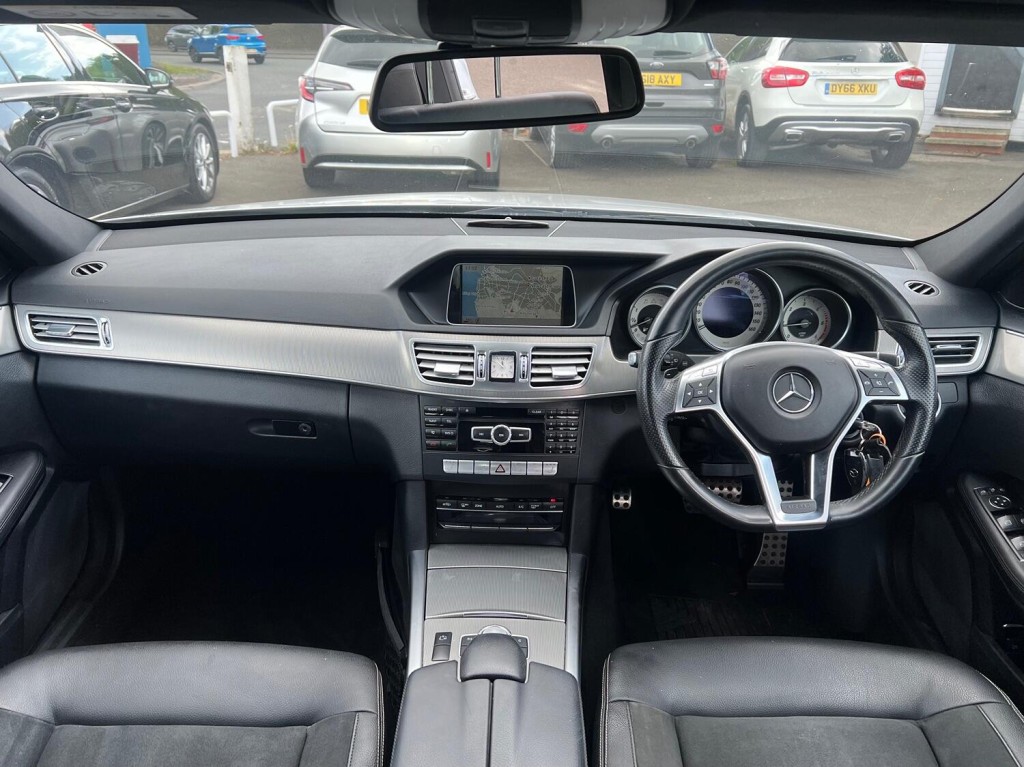 MERCEDES-BENZ E CLASS