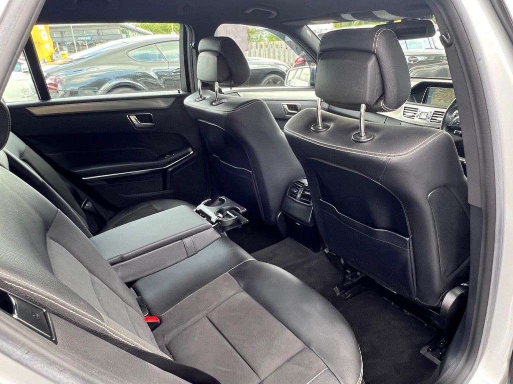 MERCEDES-BENZ E CLASS