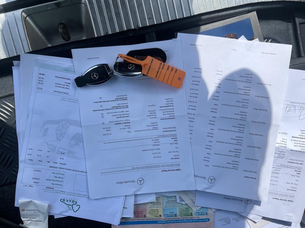 MERCEDES-BENZ E CLASS