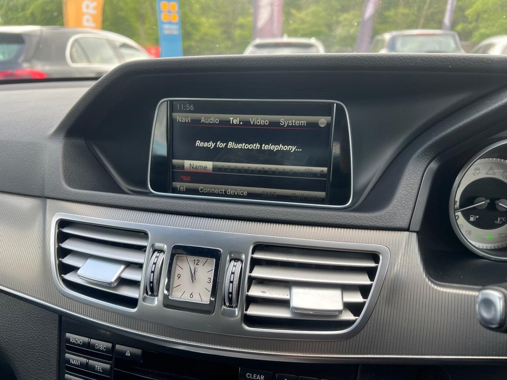 MERCEDES-BENZ E CLASS