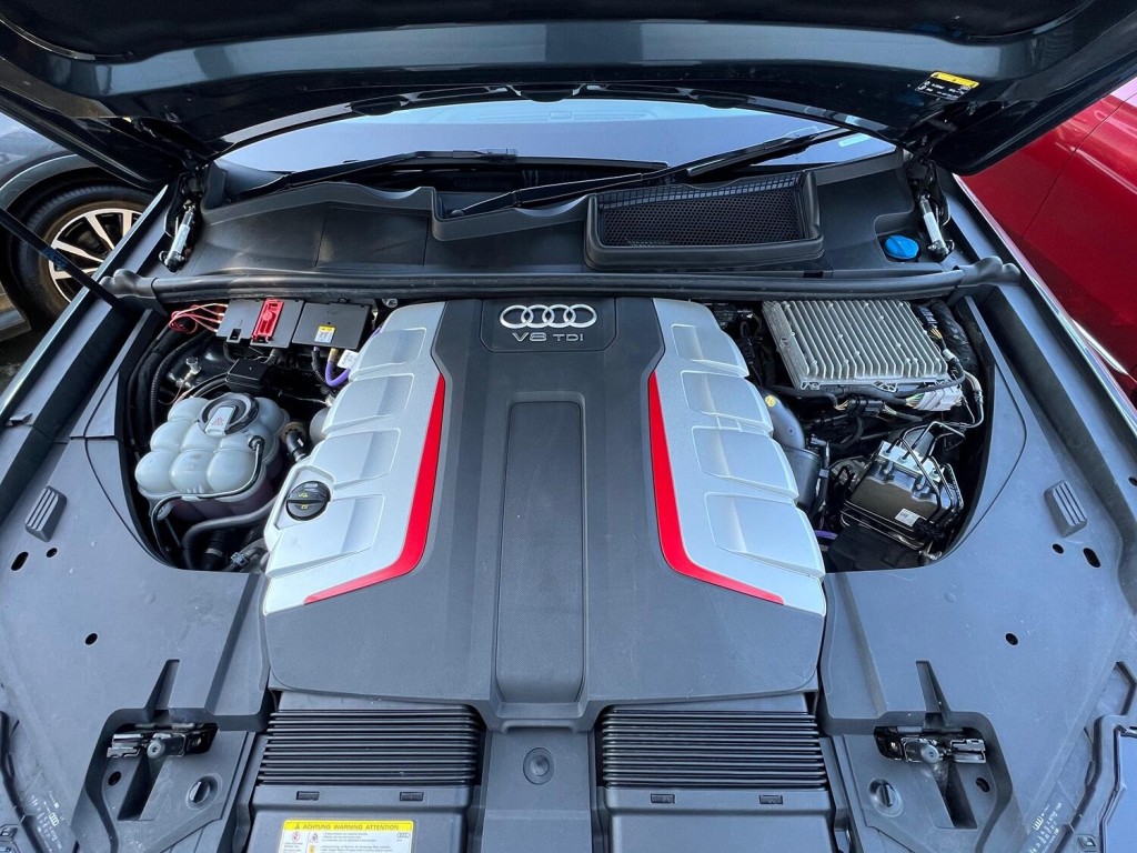 AUDI SQ7