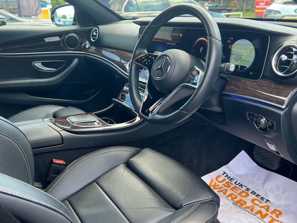 MERCEDES-BENZ E CLASS