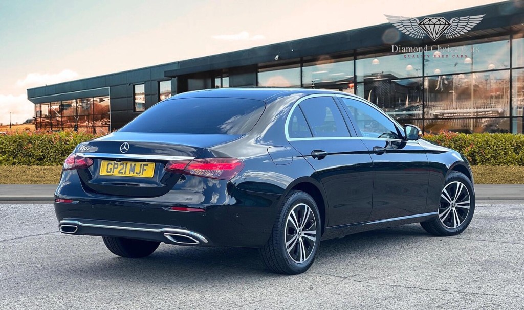 MERCEDES-BENZ E CLASS