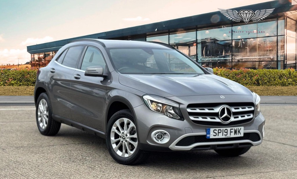 MERCEDES-BENZ GLA CLASS