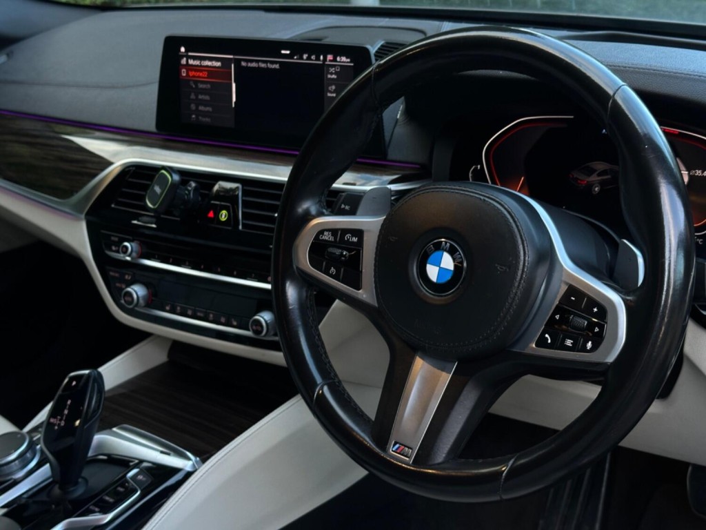 BMW 5 SERIES
