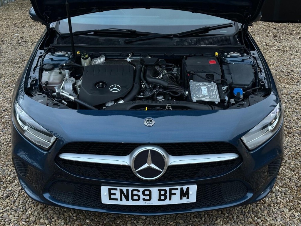 MERCEDES-BENZ A CLASS