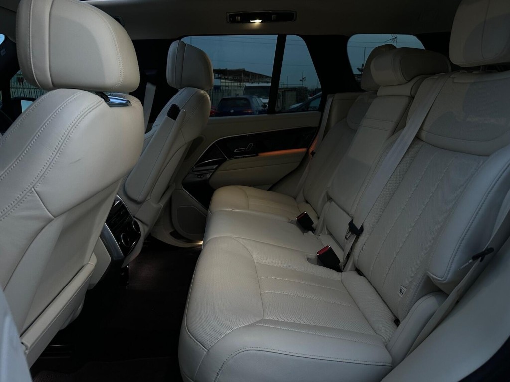 LAND ROVER RANGE ROVER