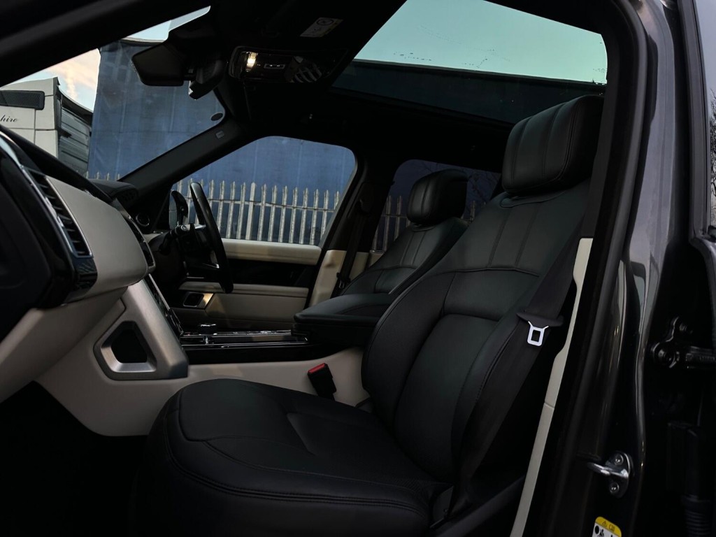 LAND ROVER RANGE ROVER