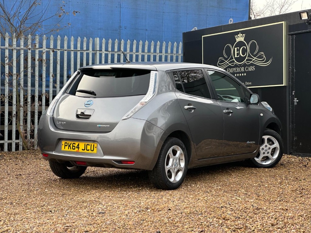NISSAN LEAF