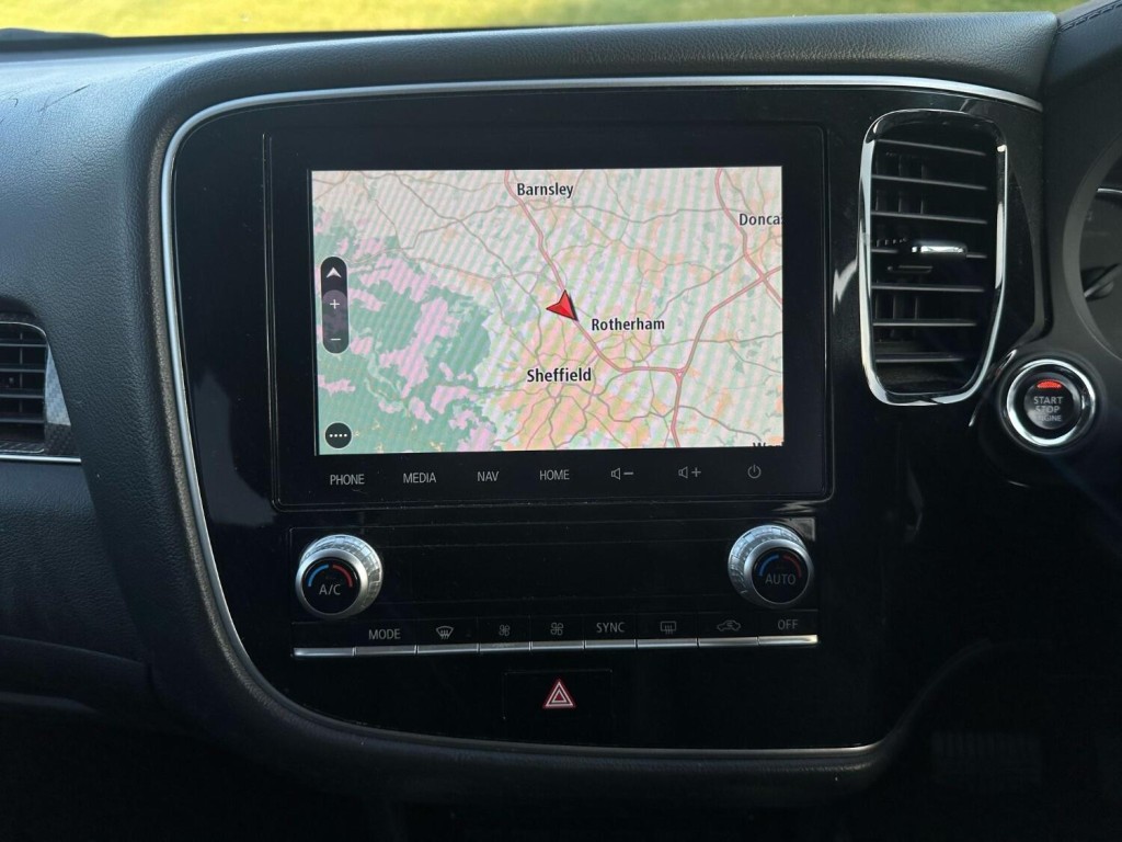 MITSUBISHI OUTLANDER