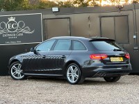AUDI A4 AVANT