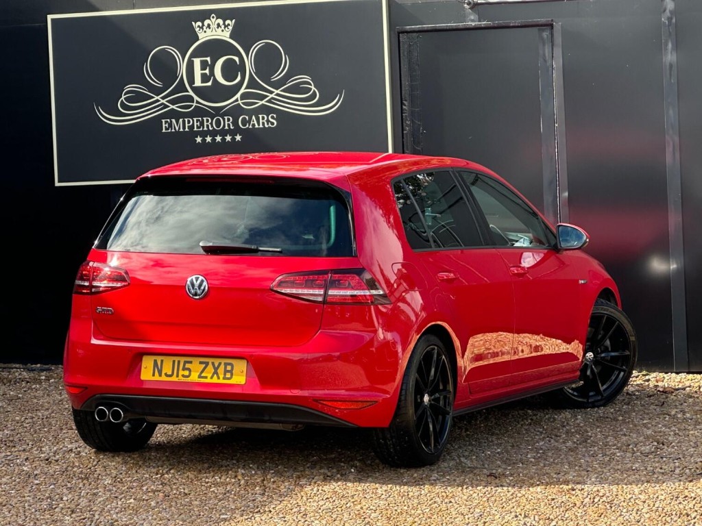 VOLKSWAGEN GOLF