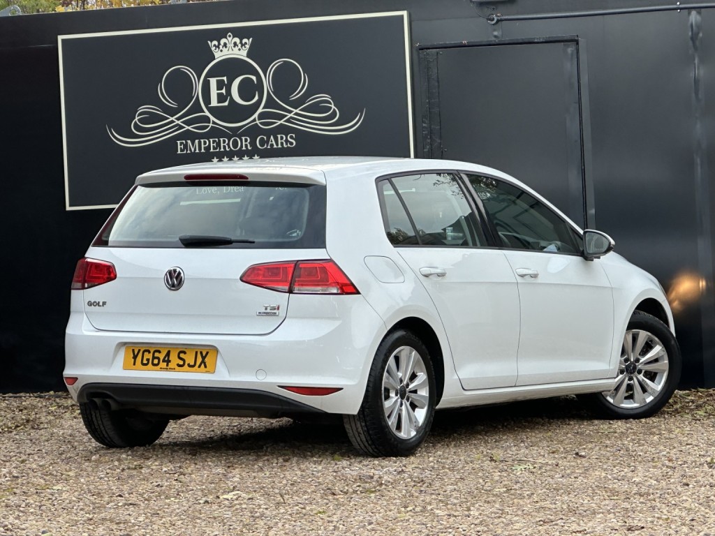 VOLKSWAGEN GOLF