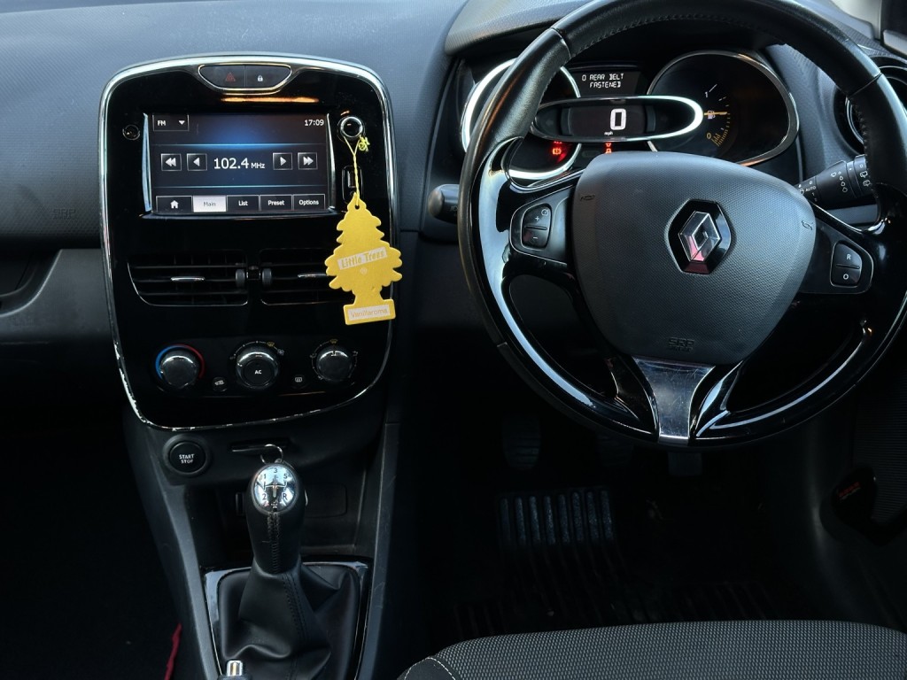 RENAULT CLIO