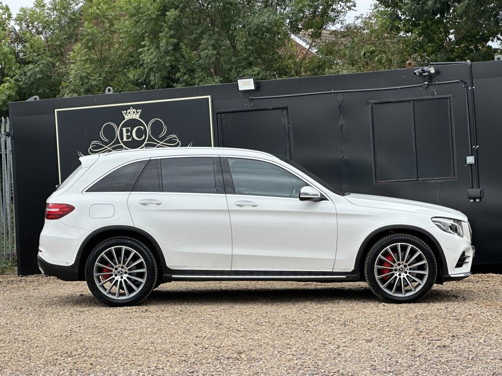 MERCEDES-BENZ GLC