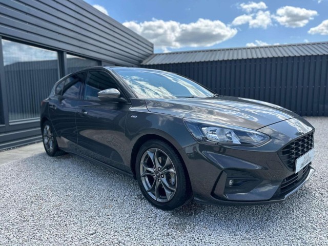 FORD FOCUS 1.0T EcoBoost ST-Line Euro 6 (s/s) 5dr