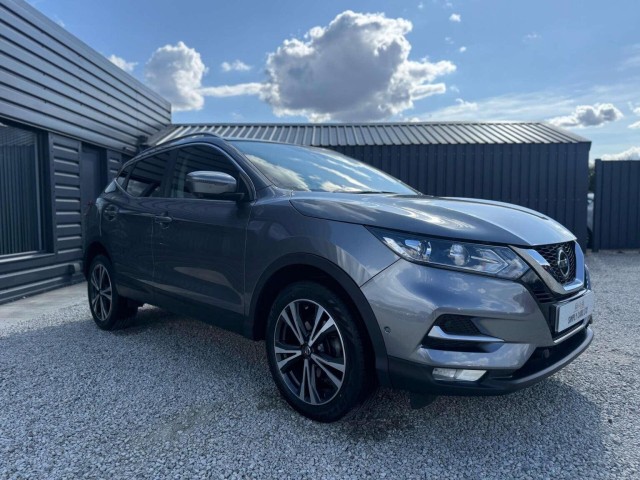 NISSAN QASHQAI 1.3 DIG-T N-Connecta Euro 6 (s/s) 5dr