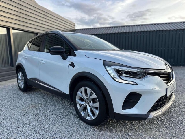 RENAULT CAPTUR 1.3 TCe Iconic Euro 6 (s/s) 5dr