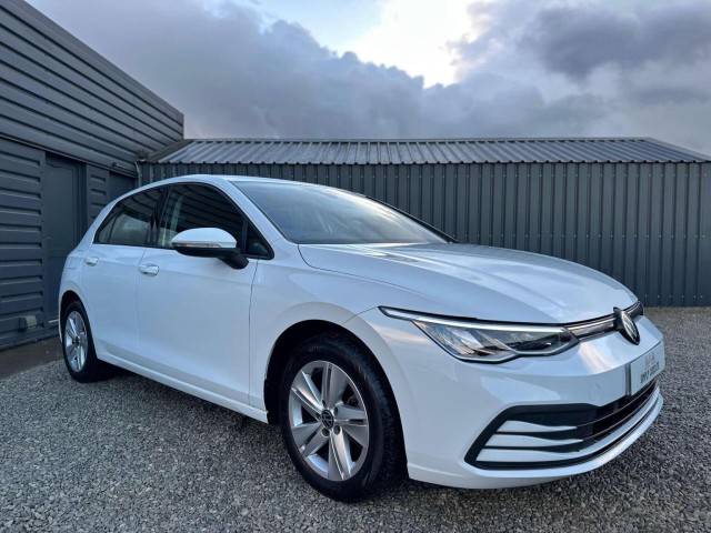 VOLKSWAGEN GOLF 1.5 TSI Life Euro 6 (s/s) 5dr