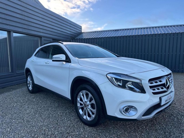 MERCEDES-BENZ GLA 2.1 GLA200d SE 7G-DCT Euro 6 (s/s) 5dr