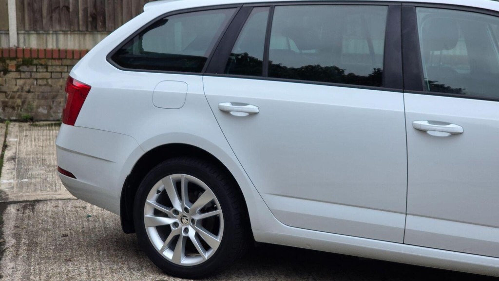 SKODA OCTAVIA
