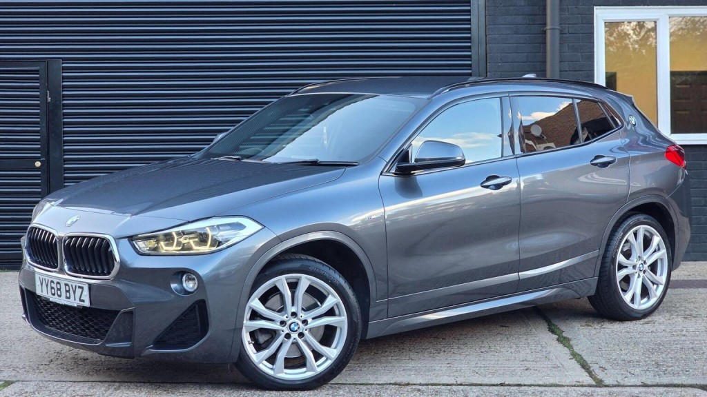 BMW X2