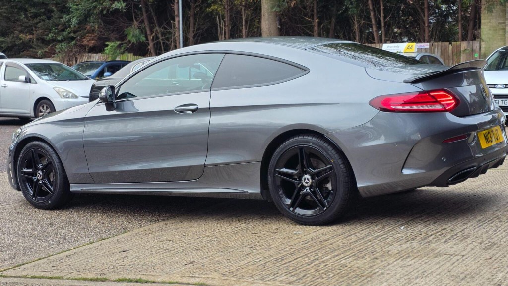 MERCEDES-BENZ C CLASS