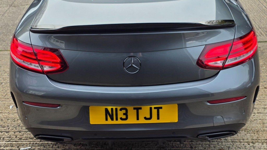 MERCEDES-BENZ C CLASS