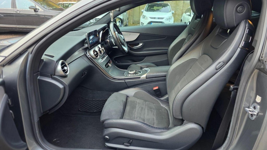 MERCEDES-BENZ C CLASS