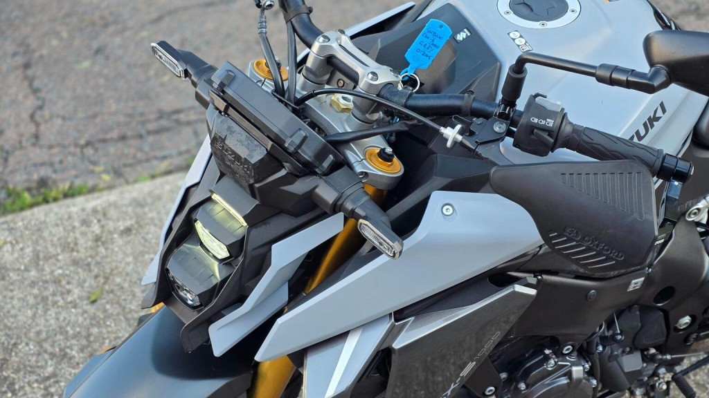 SUZUKI GSX-S1000