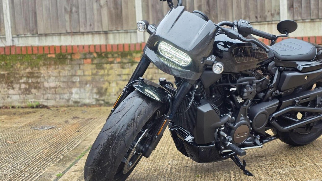 HARLEY-DAVIDSON Sportster