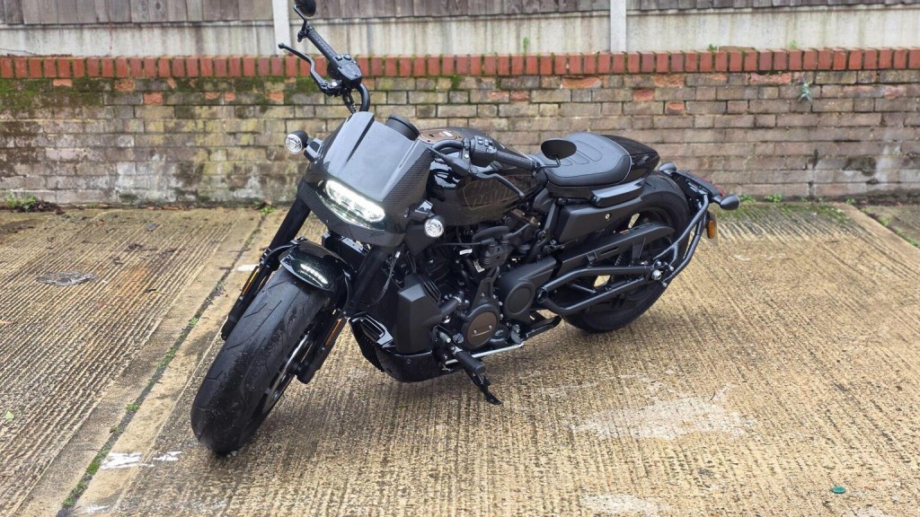 HARLEY-DAVIDSON Sportster