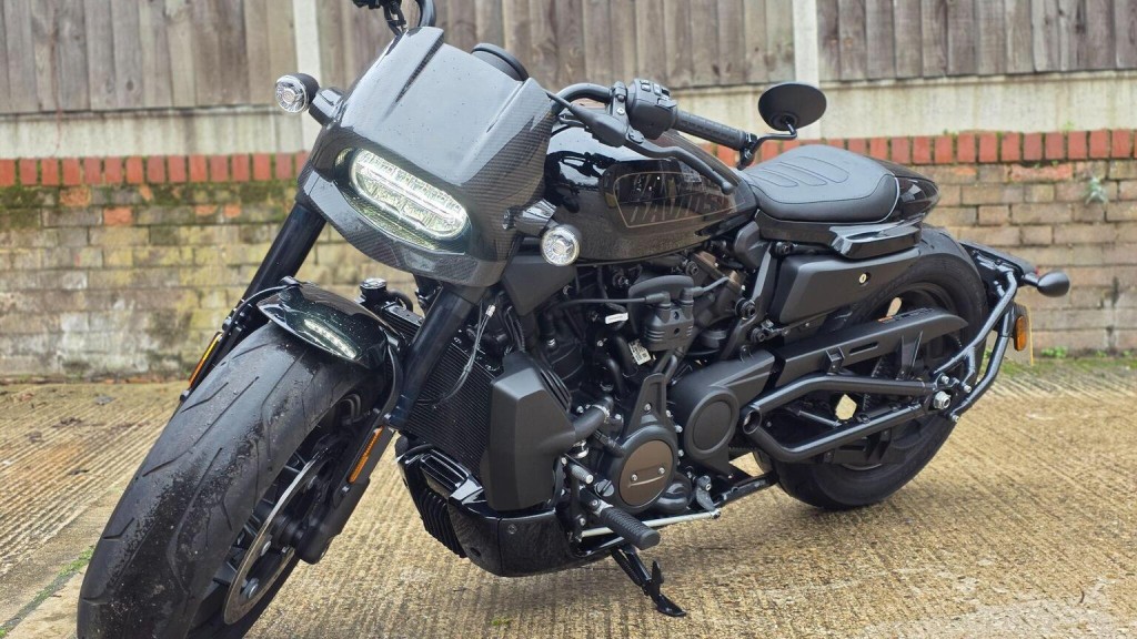 HARLEY-DAVIDSON Sportster