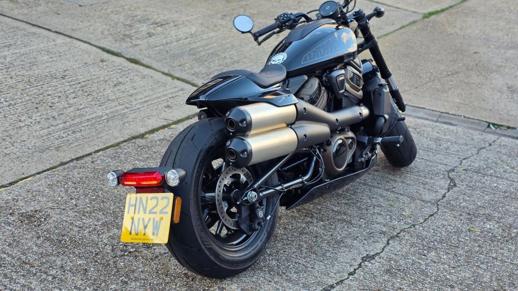HARLEY-DAVIDSON Sportster