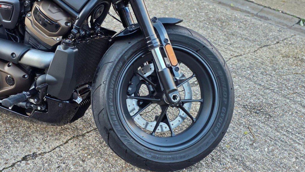 HARLEY-DAVIDSON Sportster