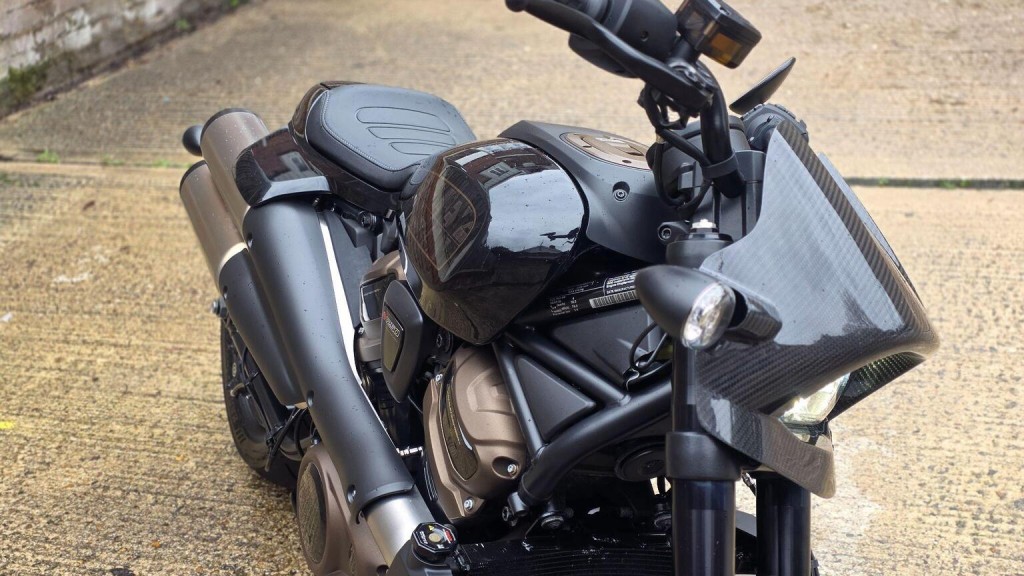 HARLEY-DAVIDSON Sportster