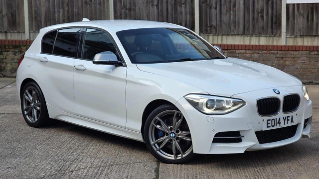 BMW 1 SERIES