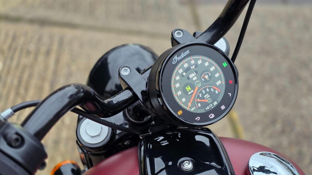 INDIAN CHIEF BOBBER DARK HORSE