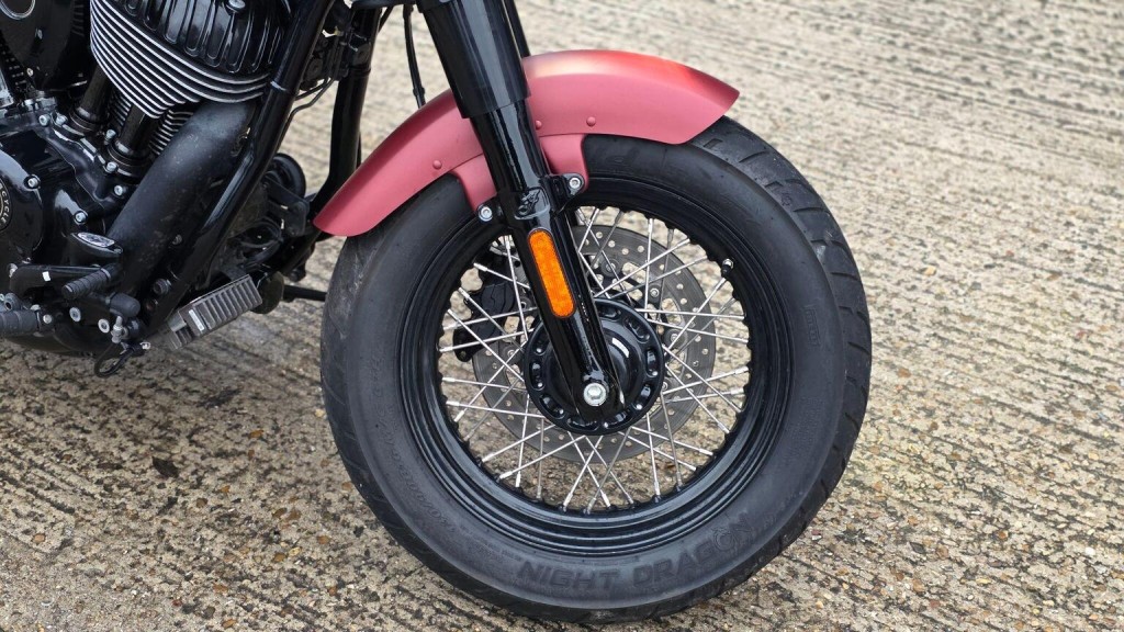 INDIAN CHIEF BOBBER DARK HORSE